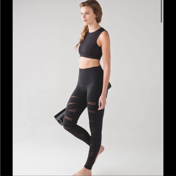 Lululemon mesh legging ❤️ - Picture 2 of 3